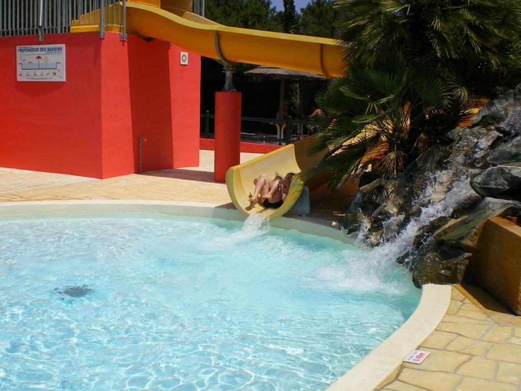 Mobil-Home 4 Pers Dans Camping 4 Etoiles La Palmyre Exterior photo